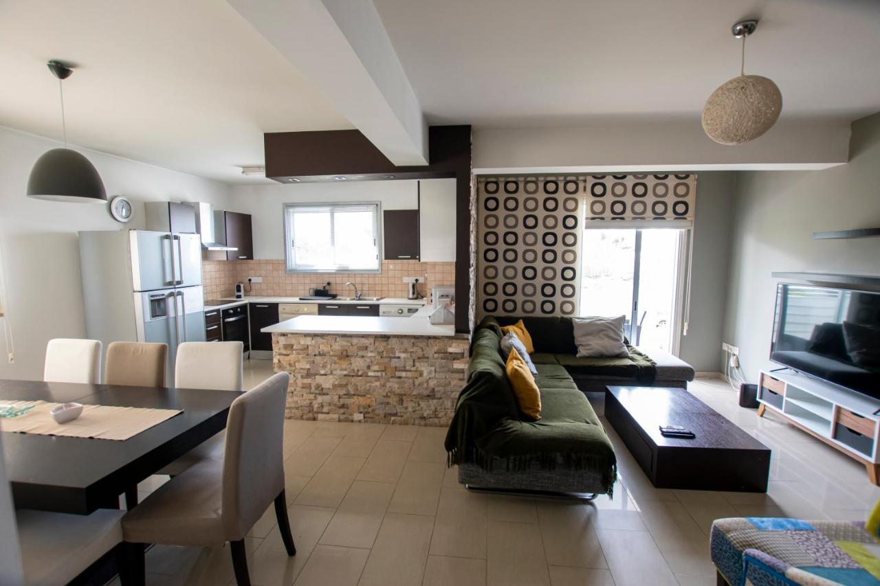 Glabur Stays - The Executive 2 Bdr - Nicosia City, Free Parking & Wifi, Welcomes You!!! Esterno foto